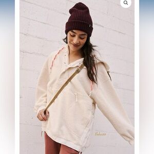NWOT FREE PEOPLE FUZZY WAS SHE FLEECE PULLOVER